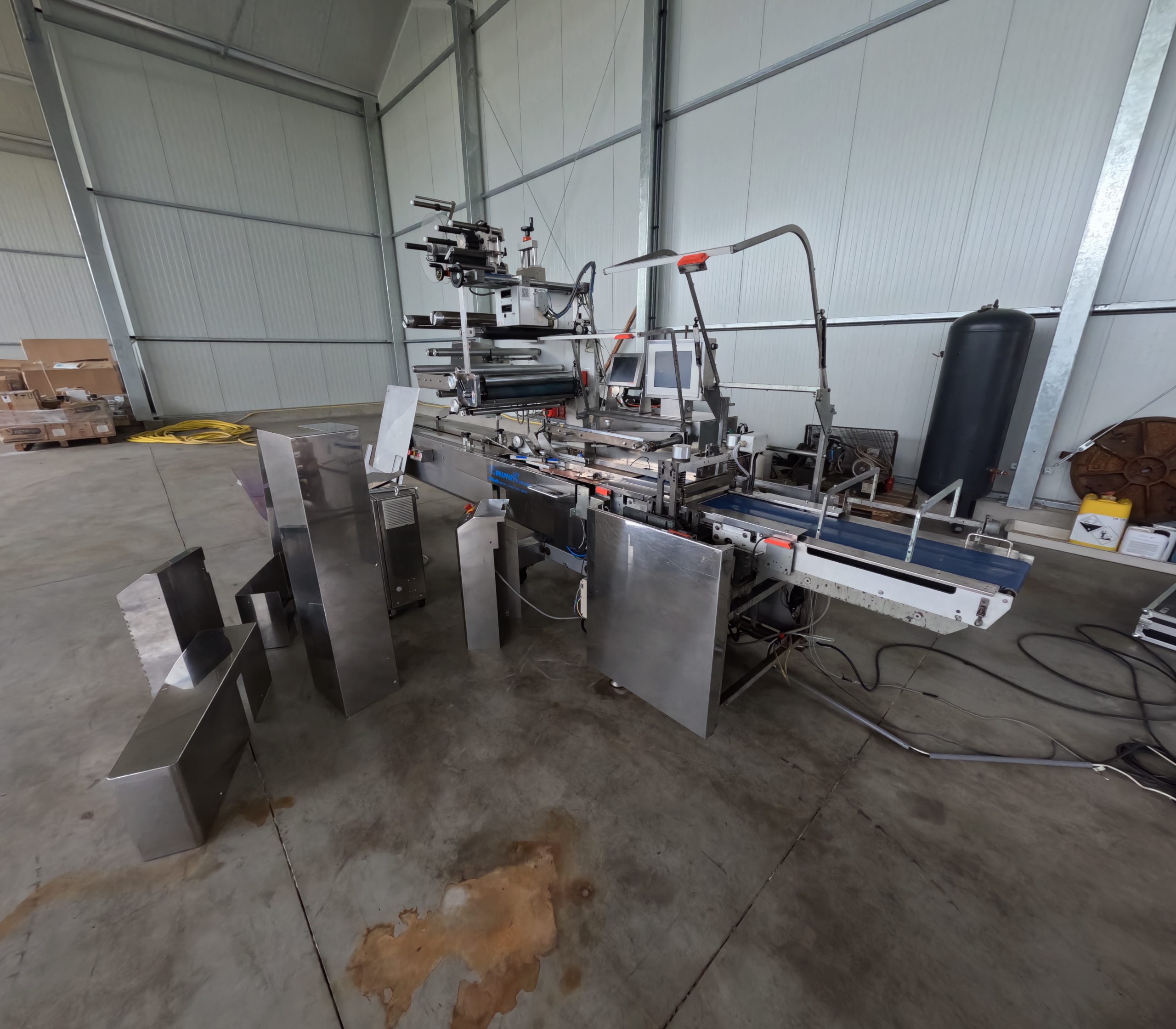 De volledig gereinigde tomatenmachine, klaar voor gebruik